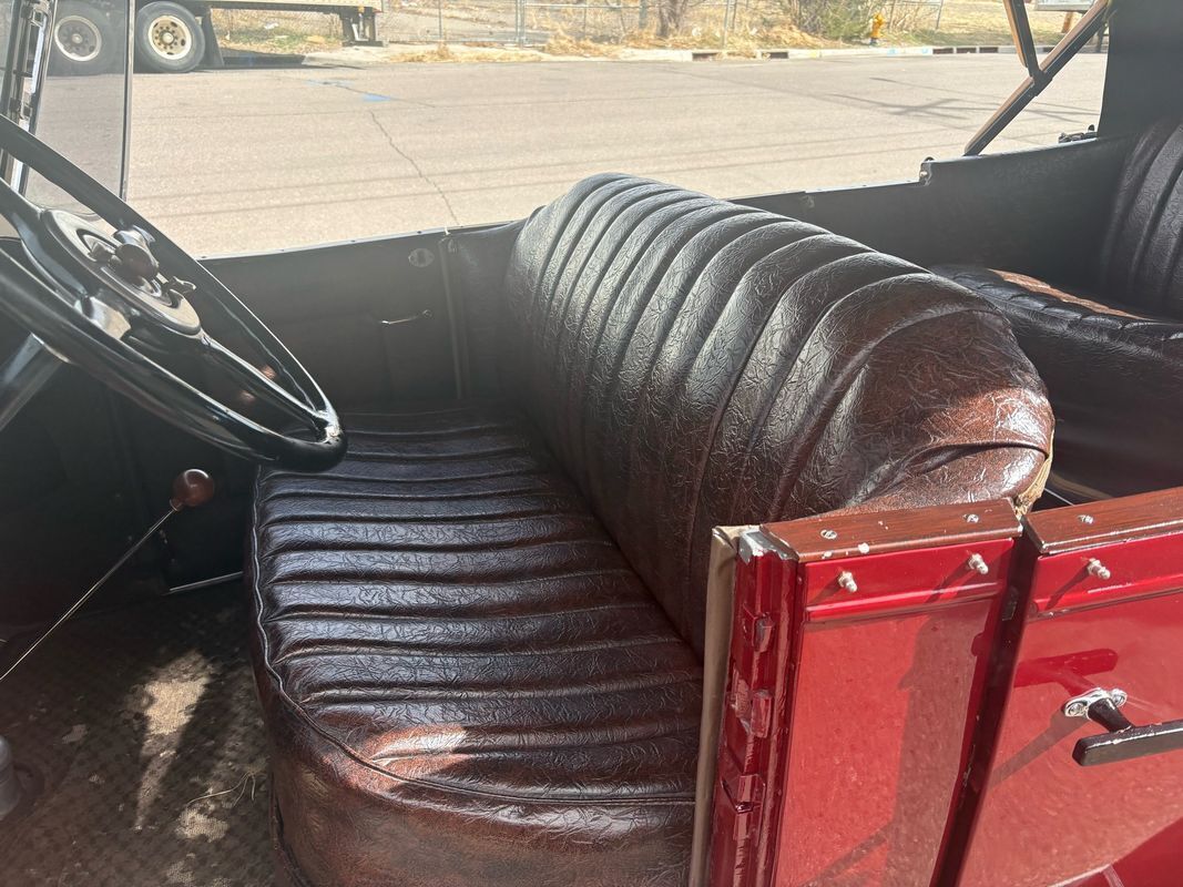 1926 Packard sedan convertable Very hard to find at this price - photo 8