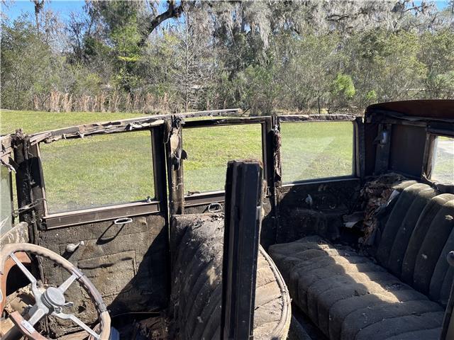1926 Willys Knight Model 66 - photo 13