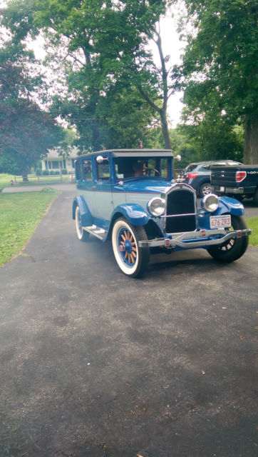 1926 Willys Sedan - photo 2