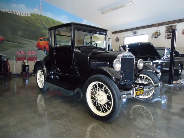 1927 FORD MODEL T DOCTORS COUPE 1927 Ford Model T