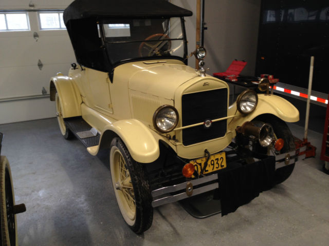1927 Ford Model T Roadster