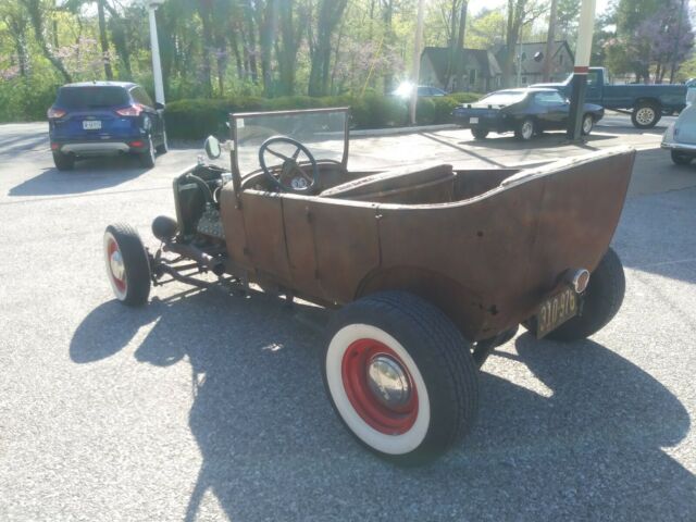 1927 Ford Model T Touring car - photo 3