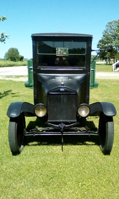 1927 Ford Model T - photo 3