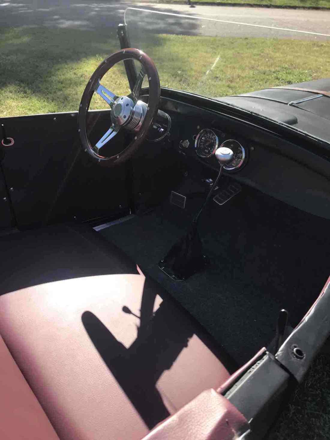 1927 Ford Roadster - photo 10
