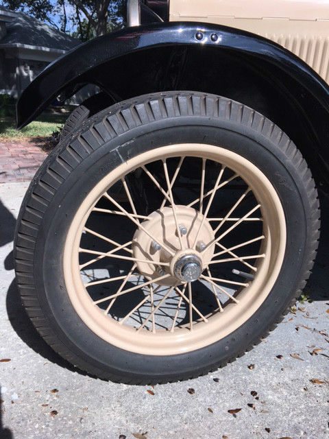 1927 Ford Model T completely restored to perfect condition - photo 8