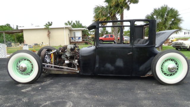 1927 Ford Model T coupe - photo 13