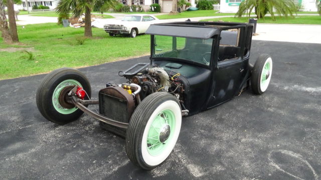 1927 Ford Model T coupe - photo 3