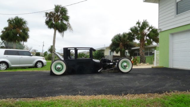 1927 Ford Model T coupe - photo 4