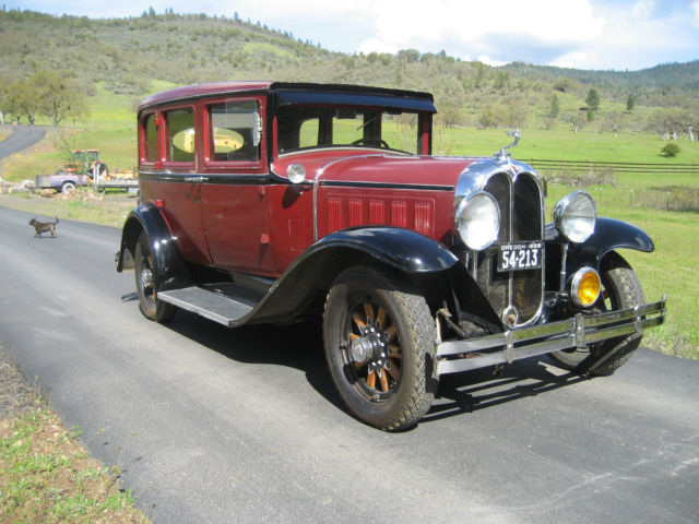 1927 Oakland 4 door sedan Pontiac Oldsmobile Chevrolet Buick 1929 Other Makes 4 door Sedan