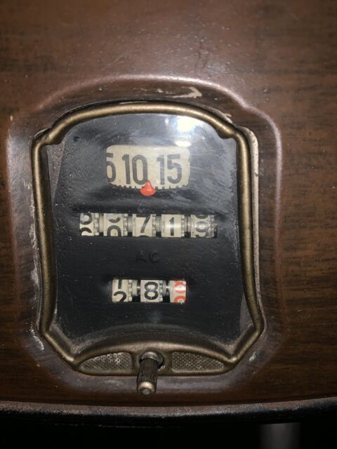 1927 Oldsmobile 30E 2 door coupe, 6 cylinder flat head. Good cond, l 1927 Oldsmobile 30E