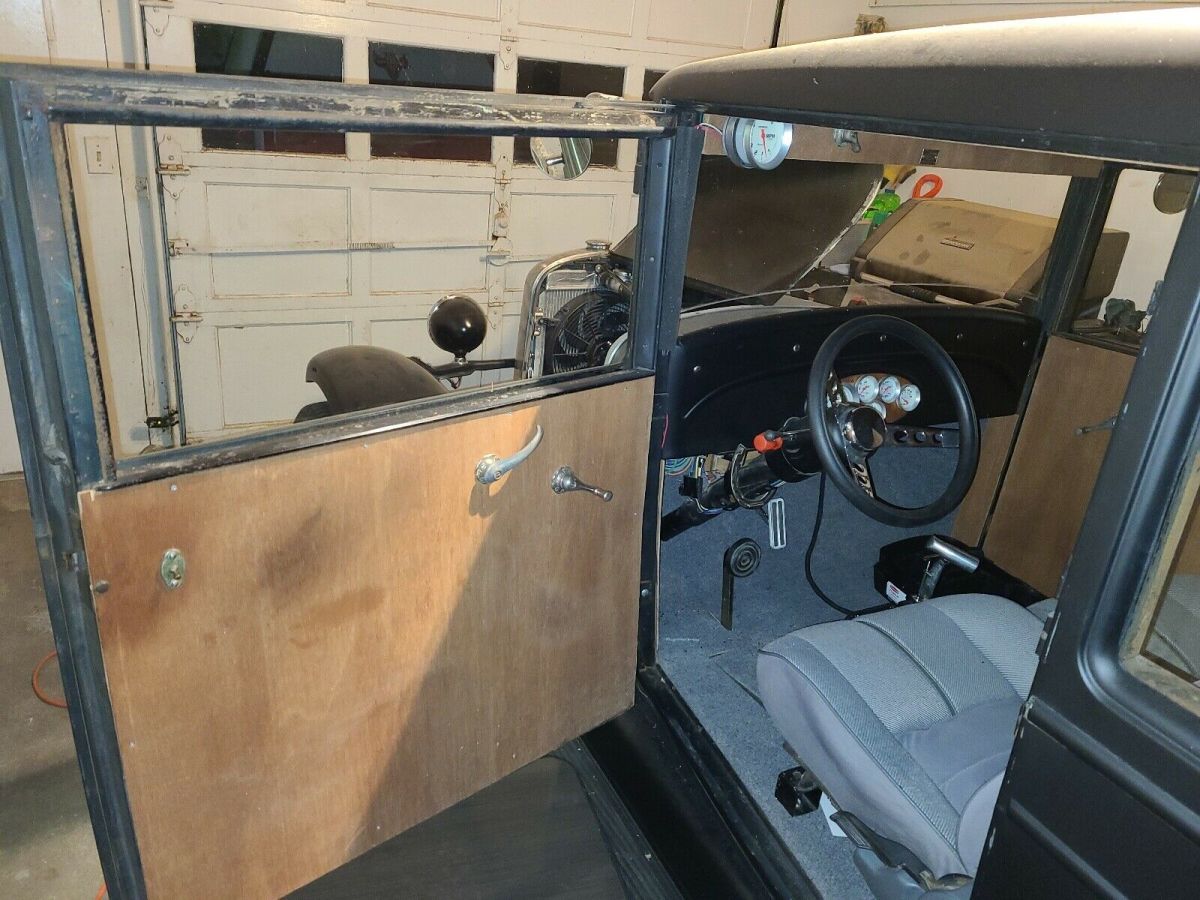 1928 Chevrolet 2 door sedan - photo 8