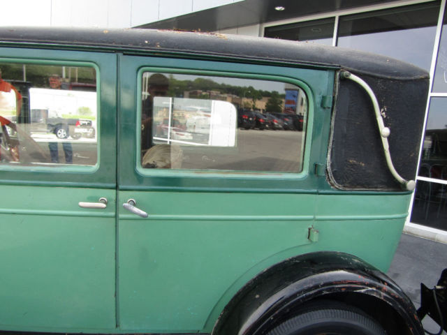 1928 Chevrolet Imperial Landau - photo 6