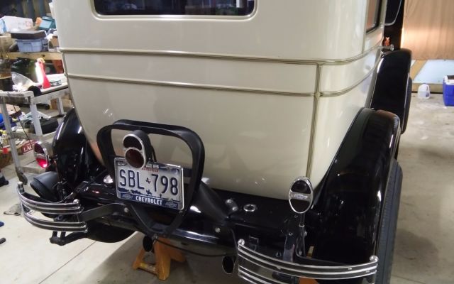 1928 Chevrolet 2 door sedan - photo 4