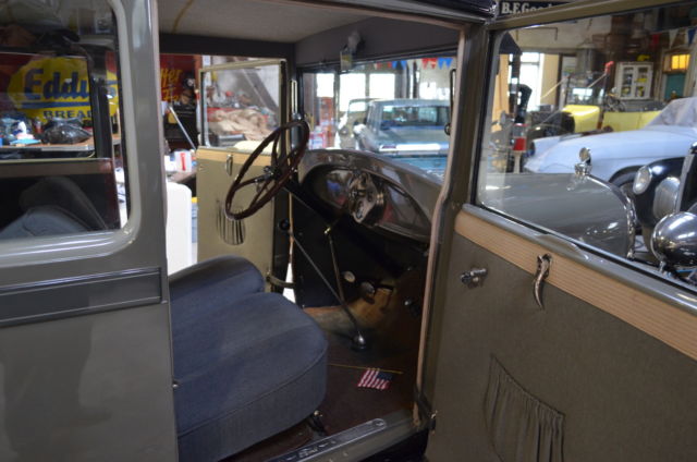 1928 Ford Model A - photo 12