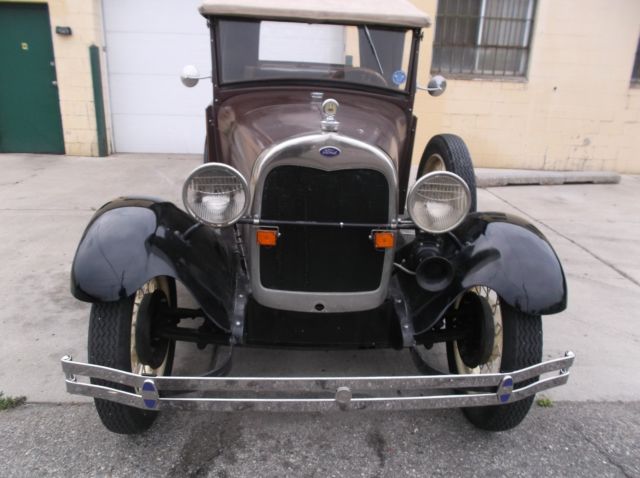 1928 Ford Model A WOODIE ROADSTER - photo 3