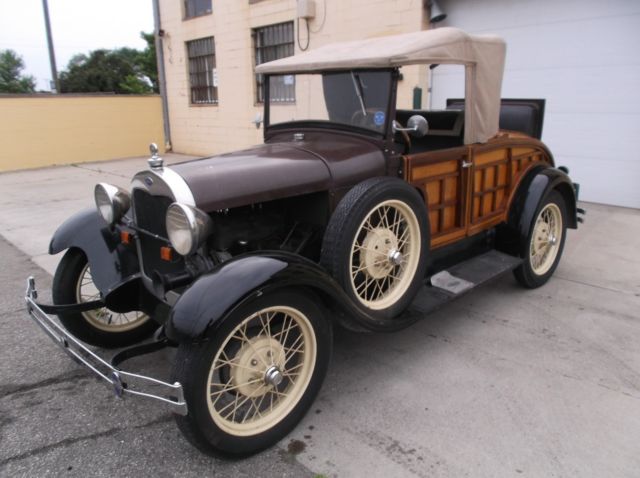 1928 Ford Model A WOODIE ROADSTER - photo 4