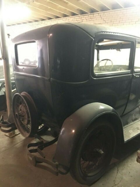 1928 Ford Model A - photo 9