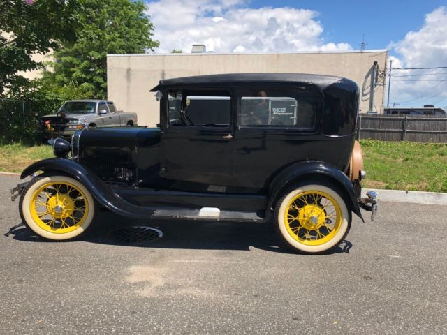 1928 Ford Model A 2 door Tudor - photo 10