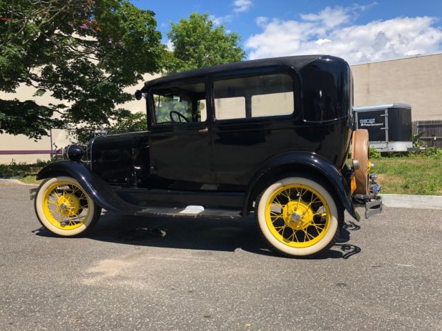 1928 Ford Model A 2 door Tudor - photo 11