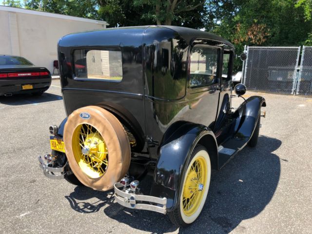 1928 Ford Model A 2 door Tudor - photo 8