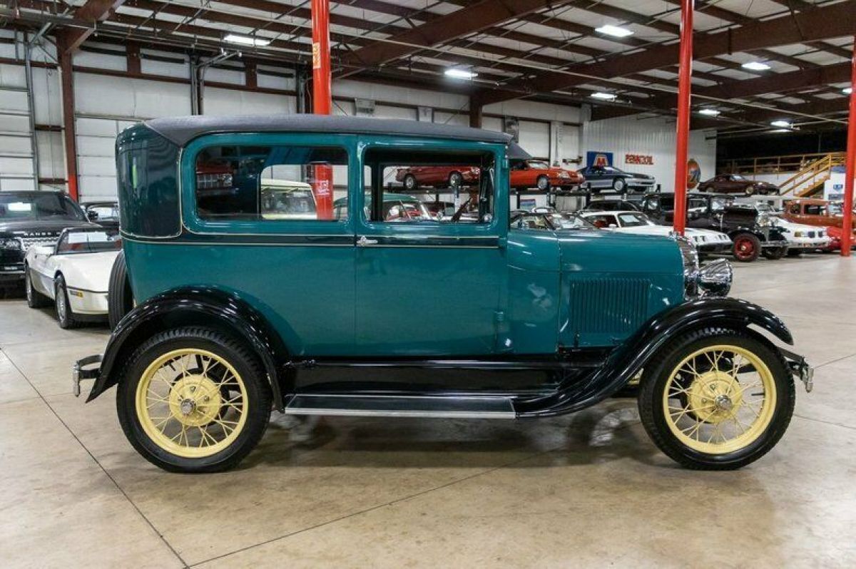 1928 Ford Model A - photo 6