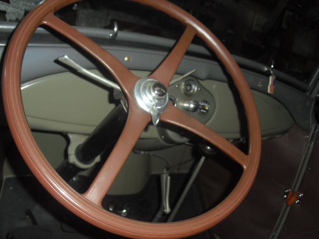 1928 Ford Model A - photo 6