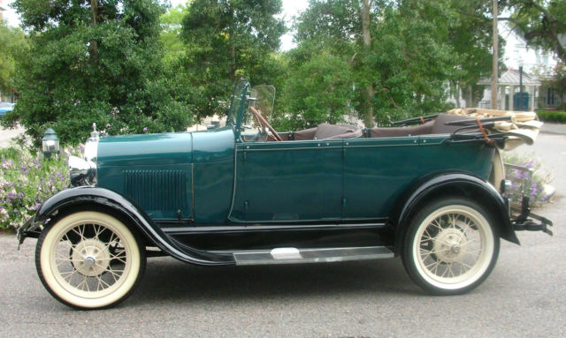 1928 Ford Model A - photo 2