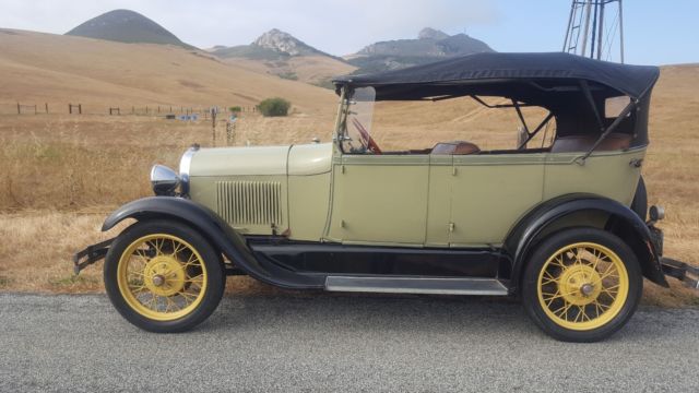 1928 Ford Model A - photo 4