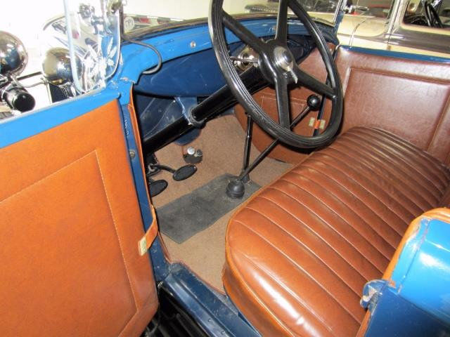 1928 Ford Model A - photo 6