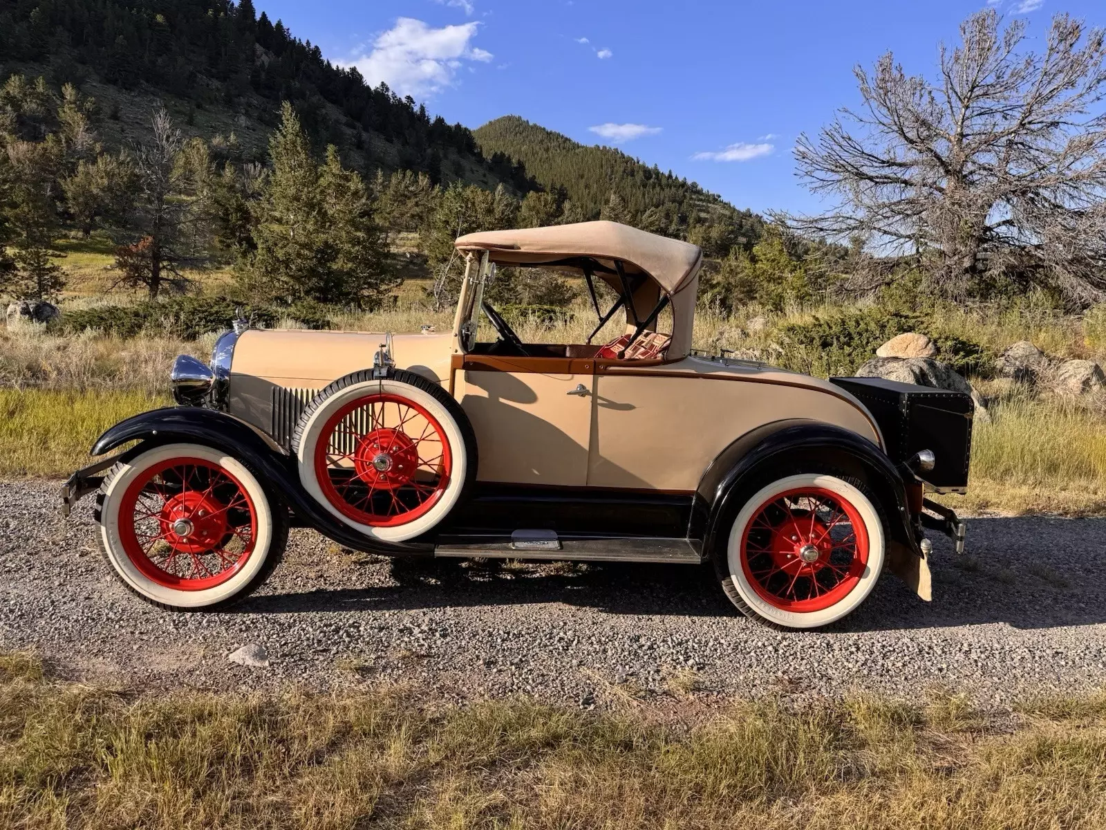 1928 Ford Model A - photo 4