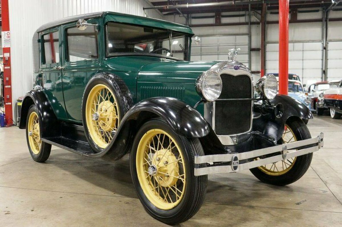 1928 Ford Model A Fordor Leatherback Sedan - photo 7