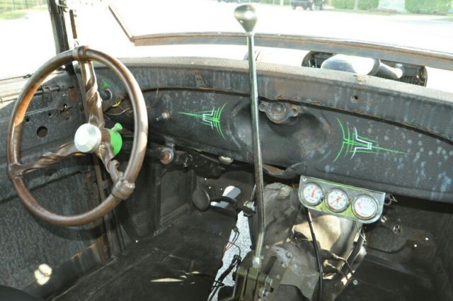 1928 Ford Model A Tudor - photo 5