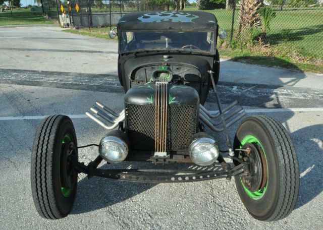 1928 Ford Model A Tudor - photo 9