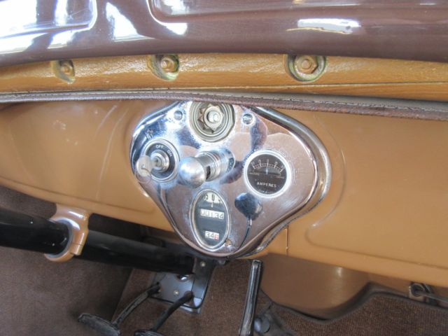 1928 Ford Model A Four Door Leatherback - photo 13