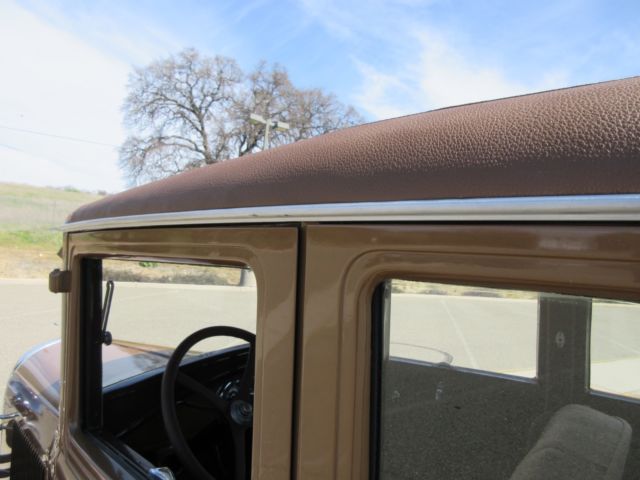 1928 Ford Model A Four Door Leatherback - photo 8