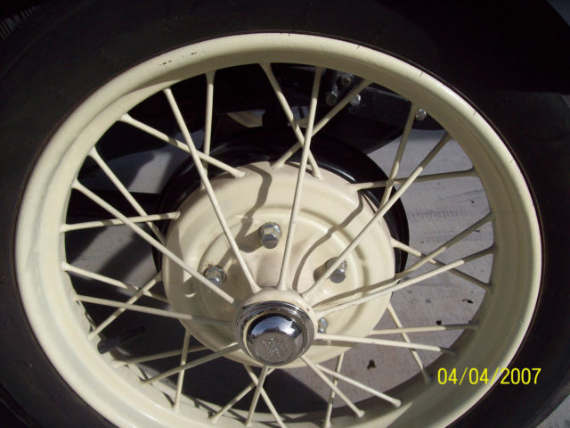 1928 Ford Model A - photo 8