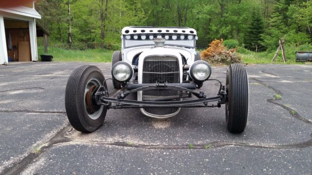 1928 Ford Model A - photo 4