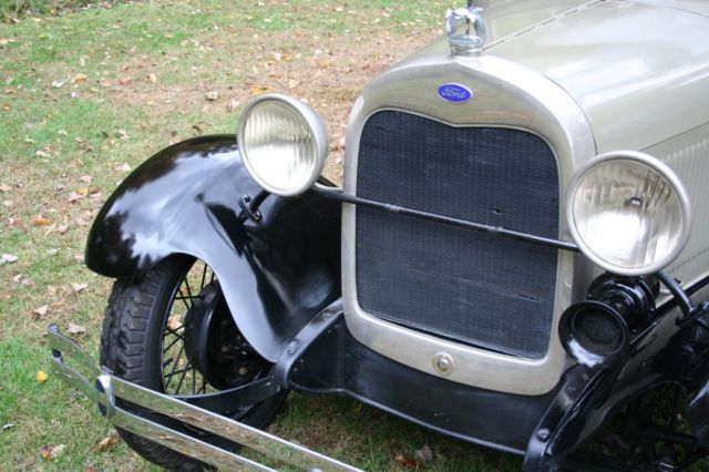 1928 Ford Model A - photo 8