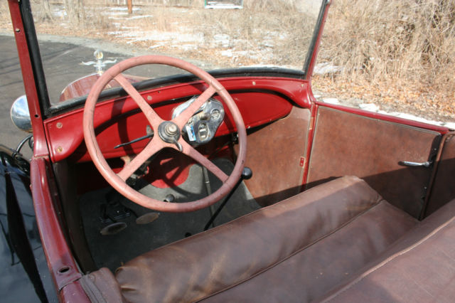 1928 Ford Model A Deluxe Roadster - photo 12
