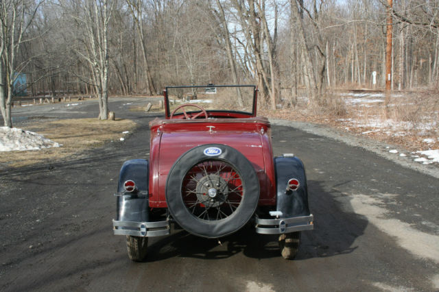 1928 Ford Model A Deluxe Roadster - photo 3