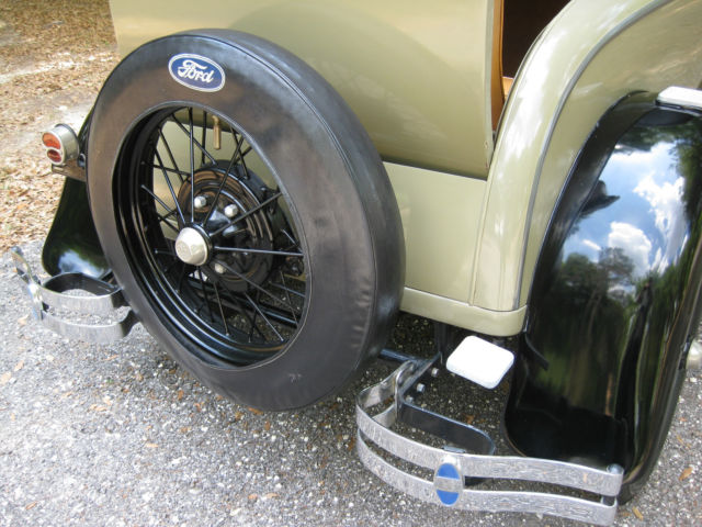 1928 Ford Model A Convertible - photo 10