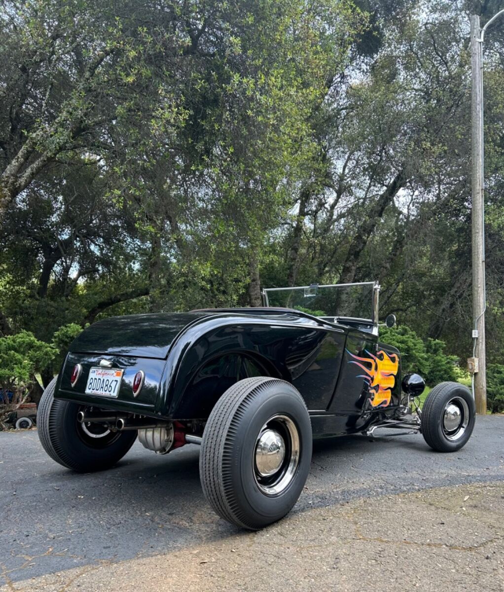 1928 Ford Roadster - photo 3