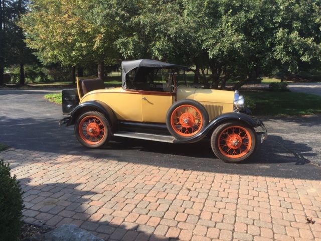 1928 Ford Model A Roadster w/Rumble Seat 1928 Ford Model A