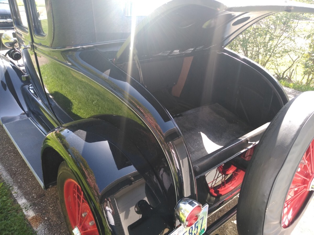 1928 Ford Model A - photo 11