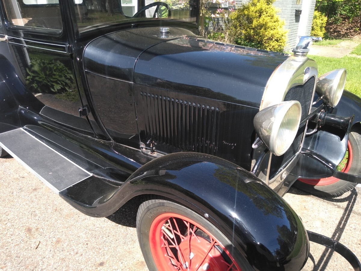 1928 Ford Model A - photo 5