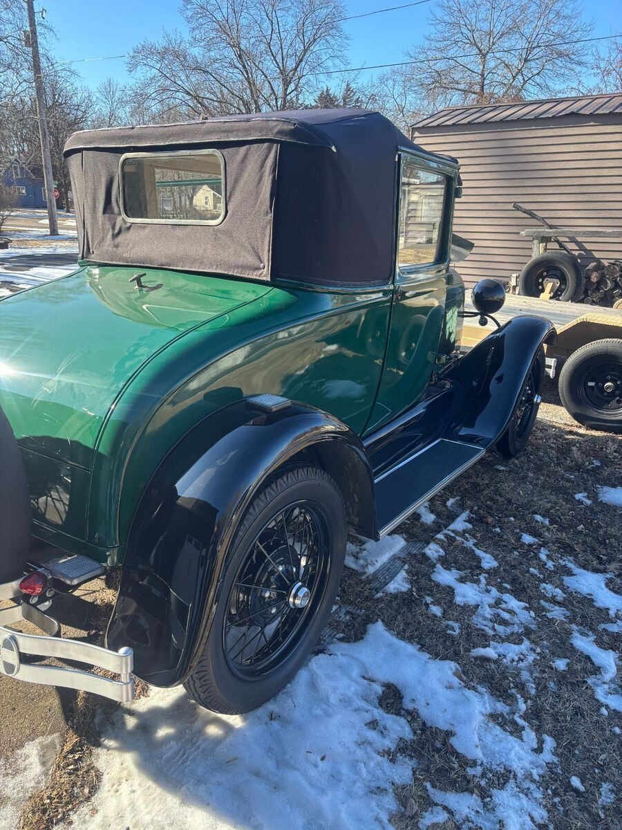 1928 Ford Model A - photo 2