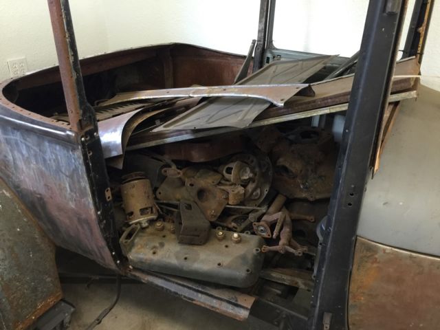 1928 Ford Model A - photo 4