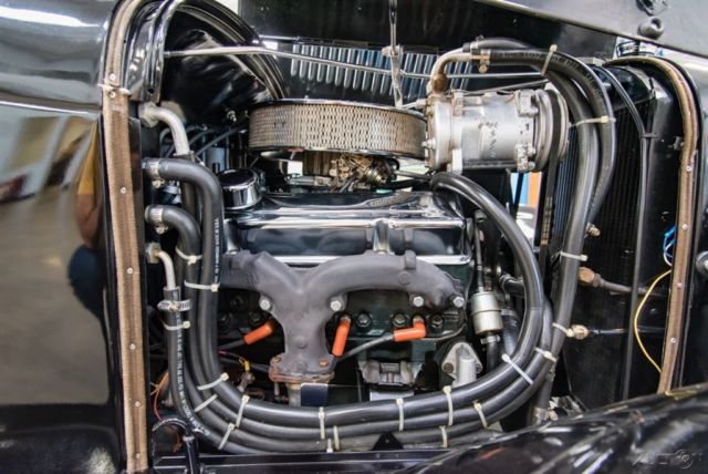 1928 Ford Model A Original Steel Body Roadster 350 V8 Automatic - photo 12