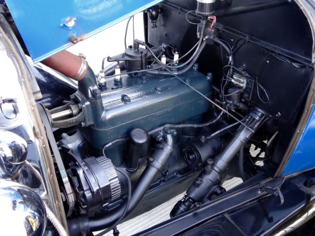 1928 Ford Model A TUDOR - photo 8