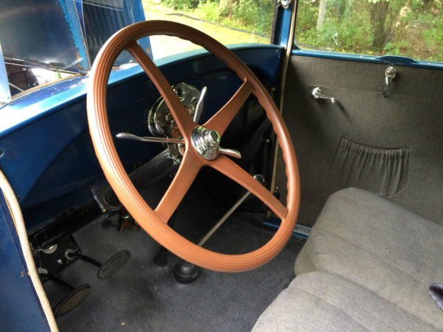 1928 Ford Model A Tudor Sedan - photo 2